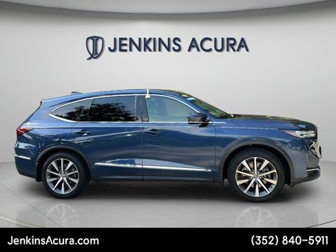 Certified 2025 Acura MDX SH-AWD w/ Technology Package image 2