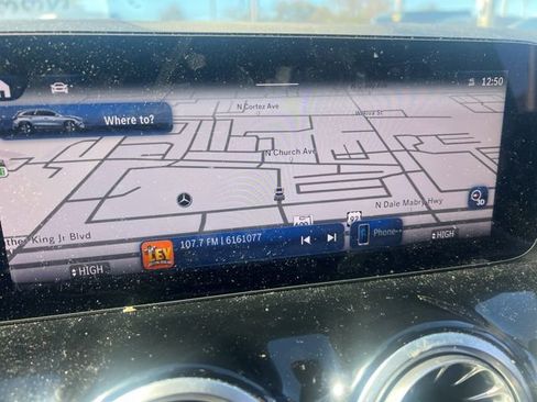 Used 2025 Mercedes-Benz GLA 250 4MATIC image 12