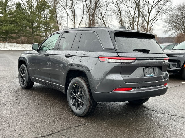 New 2026 Jeep Grand Cherokee Altitude AWD/4WD image 4