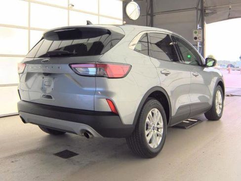 Used 2022 Ford Escape SE w/ Convenience Package AWD/4WD image 5