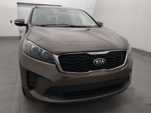 Used 2020 Kia Sorento FWD V6 image 14