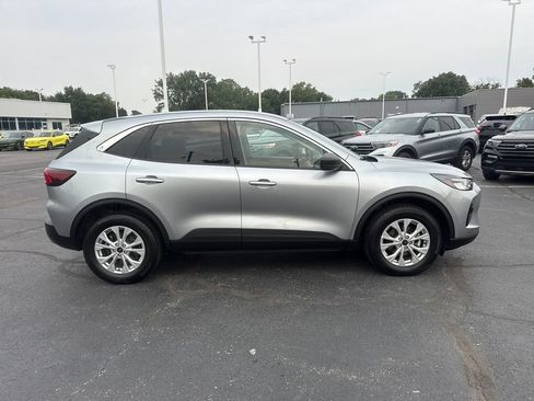 Used 2024 Ford Escape Active AWD/4WD image 5