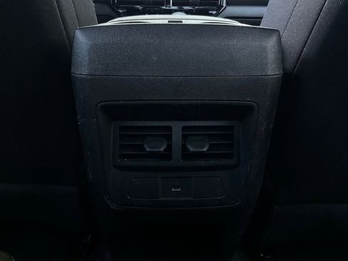 Used 2024 Chevrolet Colorado LT w/ LT Convenience Package II image 13