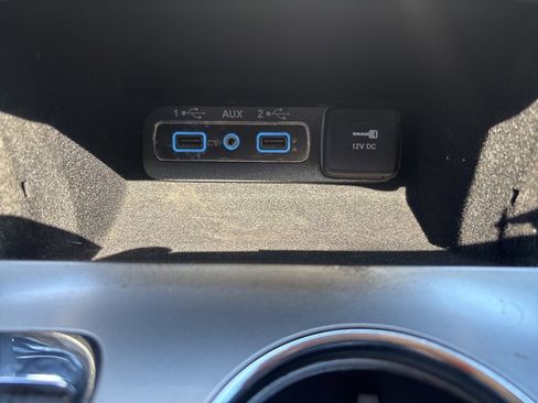 Used 2019 Jeep Grand Cherokee Altitude image 38