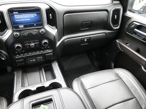 Used 2020 Chevrolet Silverado 1500 LTZ w/ LTZ Premium Package image 36