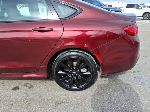 Used 2016 Chrysler 200 S w/ Comfort Group image 22