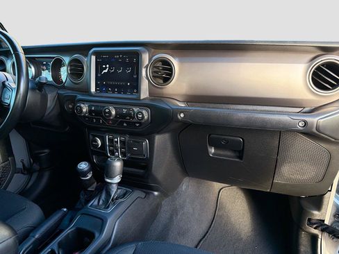 Used 2020 Jeep Gladiator Sport w/ Quick Order Package 24S AWD/4WD image 18