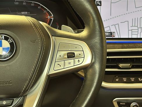 Used 2022 BMW X7 xDrive40i w/ Premium Package image 24