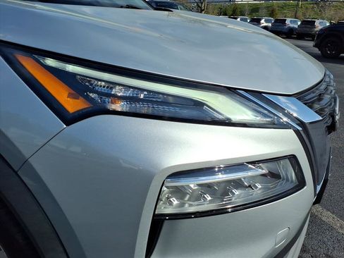 Certified 2023 Nissan Rogue SV image 2