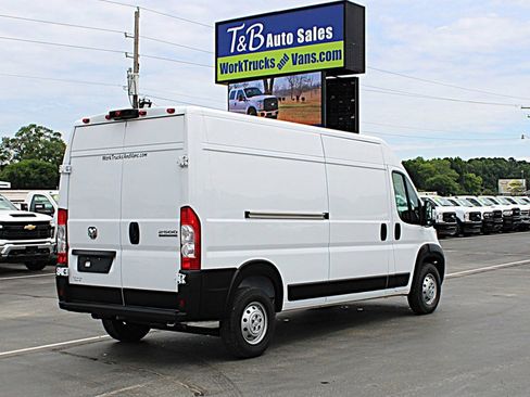 Used 2023 RAM ProMaster 2500 w/ Premium Convenience Group (B) FWD image 5