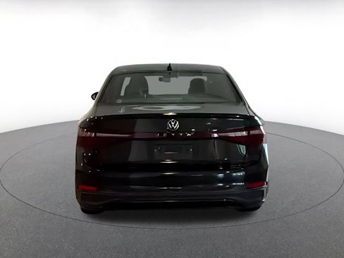 Used 2025 Volkswagen Jetta Sport FWD image 3