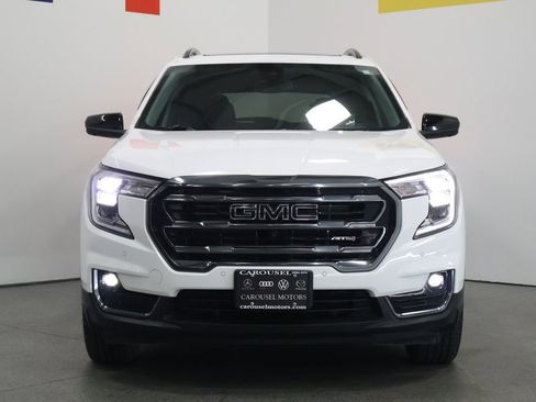 Used 2024 GMC Terrain AT4 w/ Infotainment Package II AWD/4WD image 7