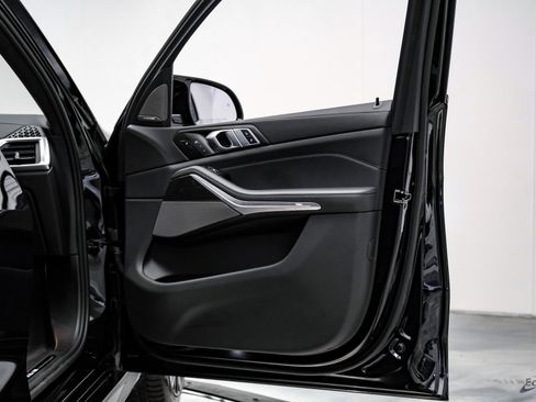 Used 2024 BMW X5 M Competition w/ Executive Package image 67