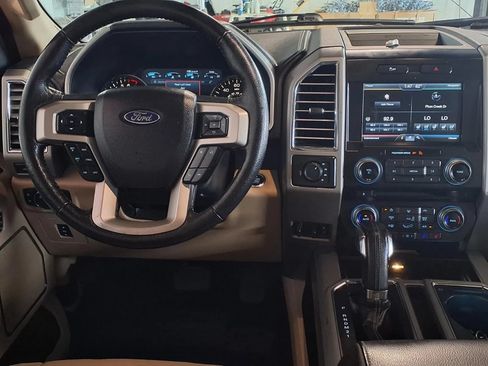Used 2015 Ford F150 Lariat w/ Equipment Group 502A Luxury AWD/4WD image 16