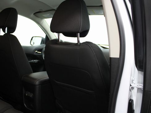 Used 2022 GMC Canyon Elevation image 24