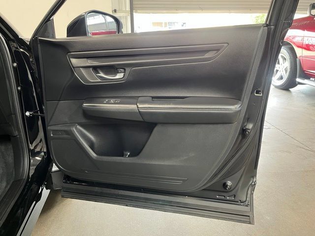 Used 2024 Honda CR-V LX image 13