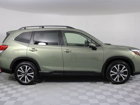 Used 2020 Subaru Forester Limited image 8