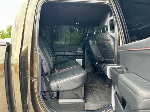 Used 2025 Ford F150 Raptor AWD/4WD image 40
