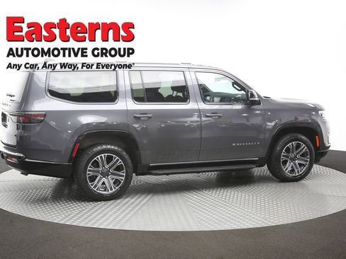 Used 2024 Jeep Wagoneer Series II AWD/4WD image 46
