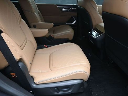 New 2026 INFINITI QX80 Luxe w/ Cargo Package image 36