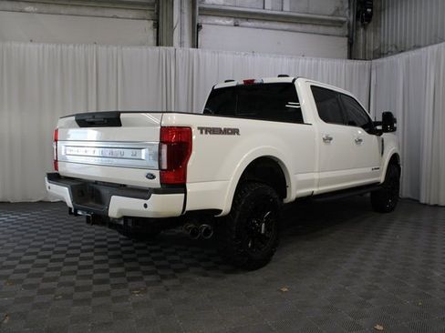 Used 2022 Ford F350 Platinum w/ Tremor Off-Road Package image 23