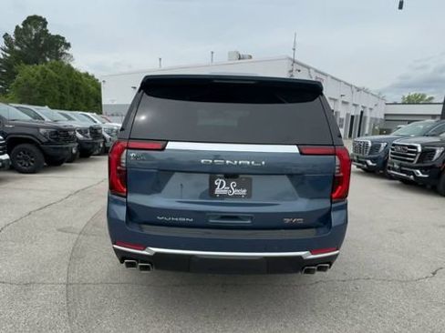 New 2026 GMC Yukon XL Denali w/ Denali Reserve Package AWD/4WD image 7