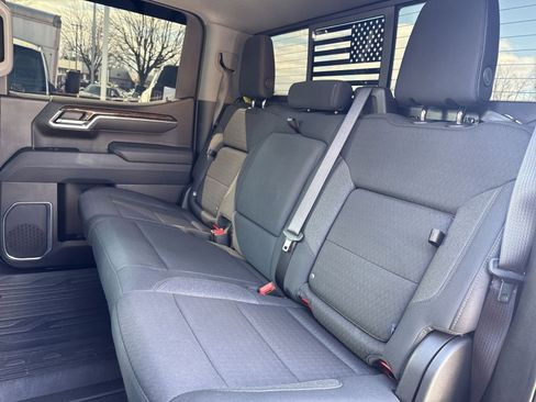Used 2025 GMC Sierra 1500 Elevation image 23