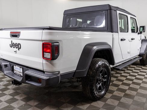 Used 2023 Jeep Gladiator Sport w/ Trailer Tow Package AWD/4WD image 13