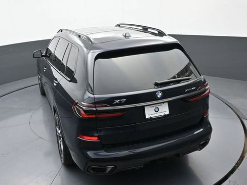 Used 2024 BMW X7 xDrive40i w/ Executive Package image 38