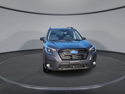 Certified 2023 Subaru Forester Premium image 3