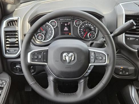 New 2026 RAM 2500 Big Horn AWD/4WD image 20