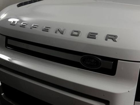 Used 2024 Land Rover Defender 110 S AWD/4WD image 15