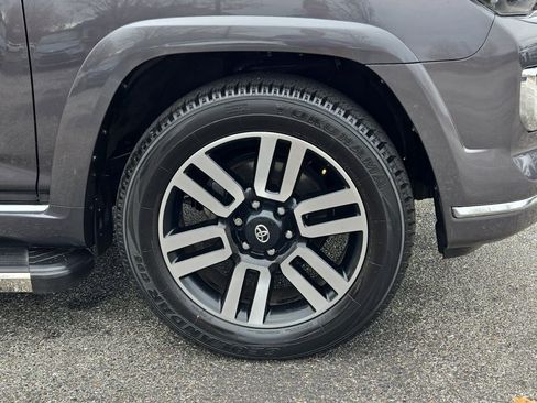 Used 2023 Toyota 4Runner Limited image 4