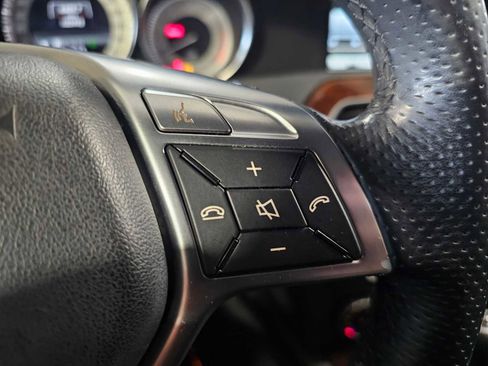Used 2013 Mercedes-Benz C 300 Sport image 20