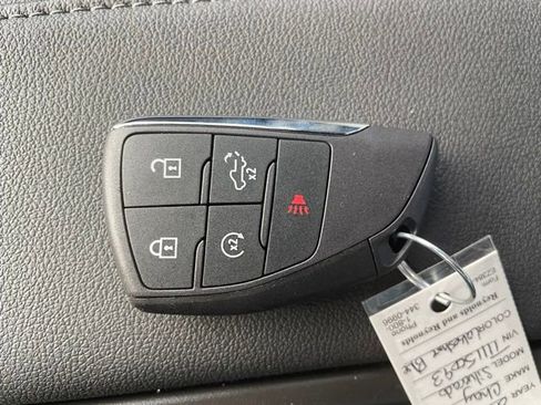 New 2026 Chevrolet Silverado 2500 Custom w/ Custom Value Package image 19