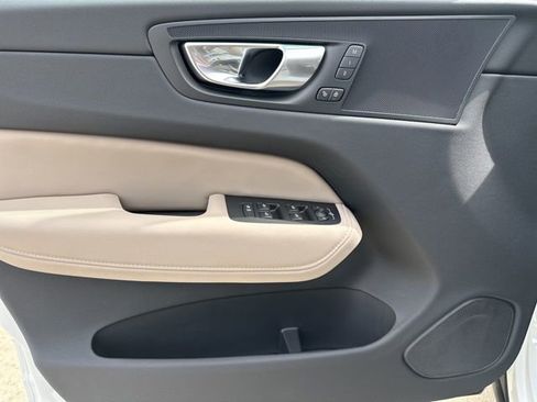 New 2026 Volvo XC60 B5 Plus w/ Protection Package Premier image 13