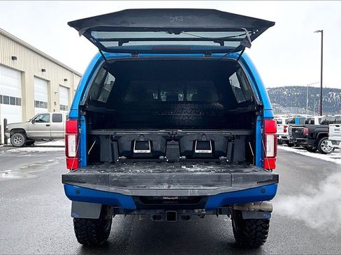 Used 2020 Ford F250 Lariat image 18