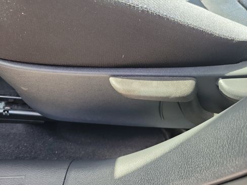 Used 2024 Nissan Versa SV w/ Trunk Package FWD image 13