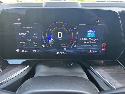 Used 2025 Chevrolet Tahoe Premier AWD/4WD image 23