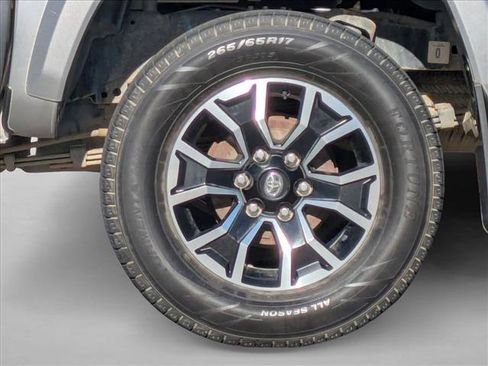Used 2022 Toyota Tacoma TRD Sport image 23