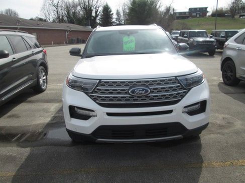 Used 2020 Ford Explorer Limited image 3