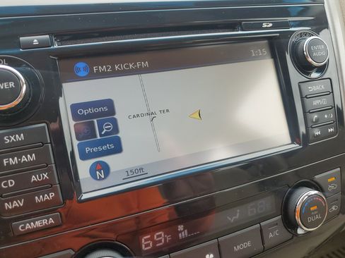 Used 2014 Nissan Altima 2.5 SV w/ Convenience Package image 22