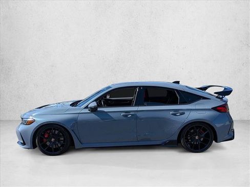 Used 2024 Honda Civic Type R image 9
