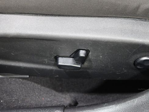 Used 2019 Dodge Charger SXT image 5