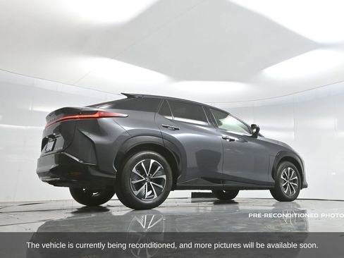 Used 2024 Lexus RZ 300e Premium image 61