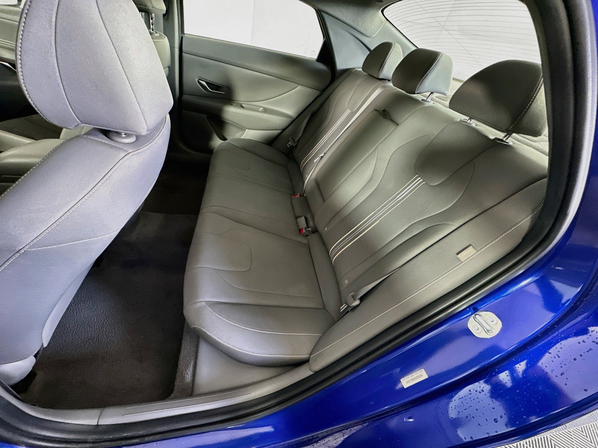 Used 2025 Hyundai Elantra SEL FWD image 29