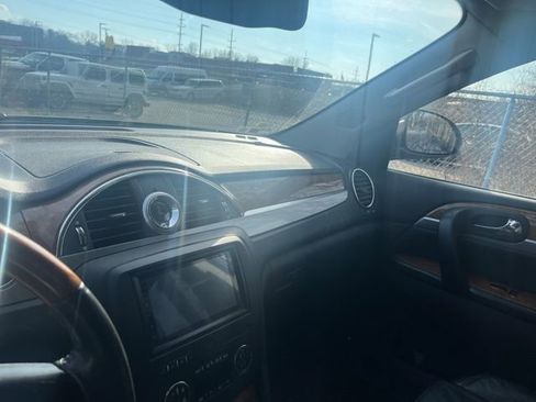 Used 2012 Buick Enclave Leather image 13