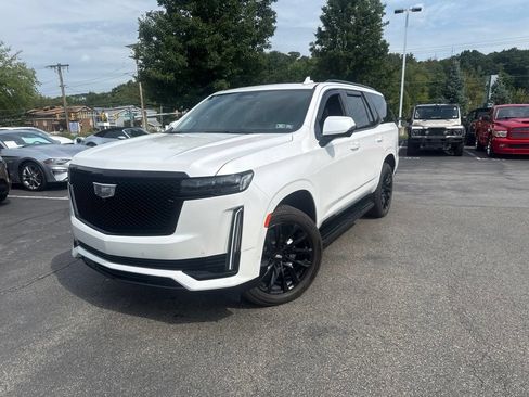 Used 2022 Cadillac Escalade Sport Platinum w/ LPO, ONYX Package AWD/4WD image 1
