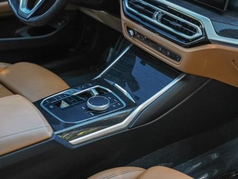 Used 2024 BMW 430i Coupe w/ Convenience Package RWD image 33