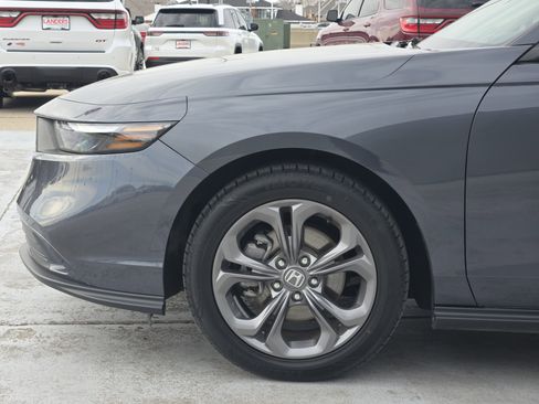 Used 2024 Honda Accord EX image 7